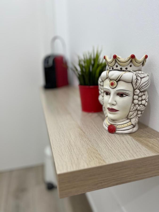 Dimora Sicula Guest House Катанія Екстер'єр фото
